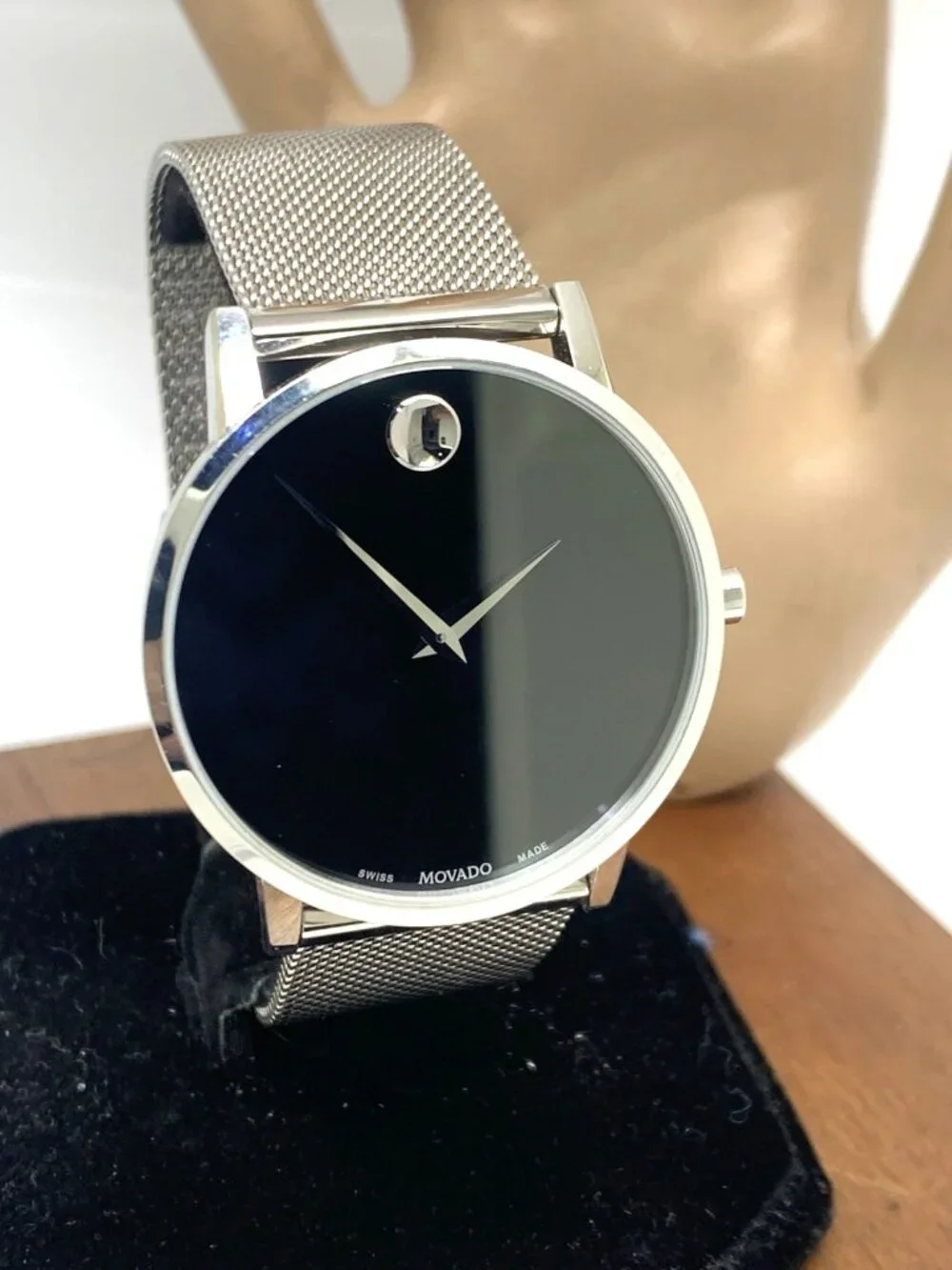 Movado Men's Watch 0607219 Black Dial Swiss Quartz Silver Stainless Steel